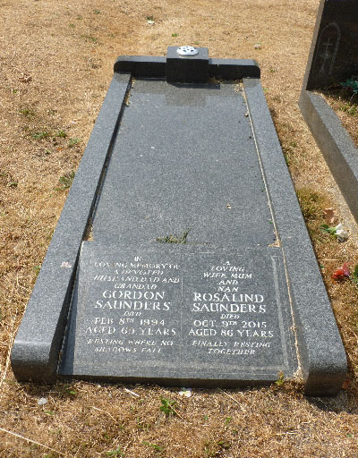 Rosalind Joan Saunders