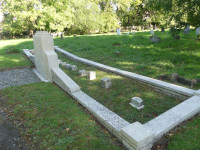 War Grave is looking good