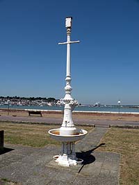 Shedden Fountain missing top